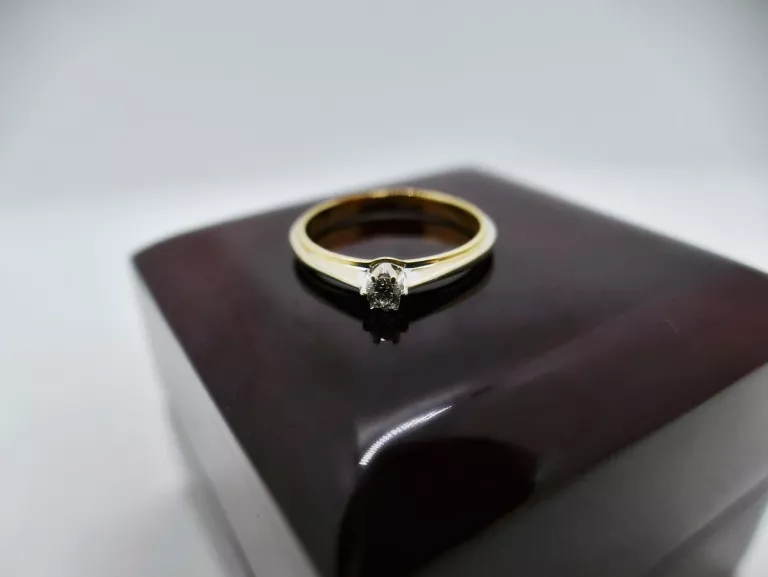 olsniewajacy-zloty-pierscionek-z-brylantem-585-r17-kolor-dominujacy-205826-225106