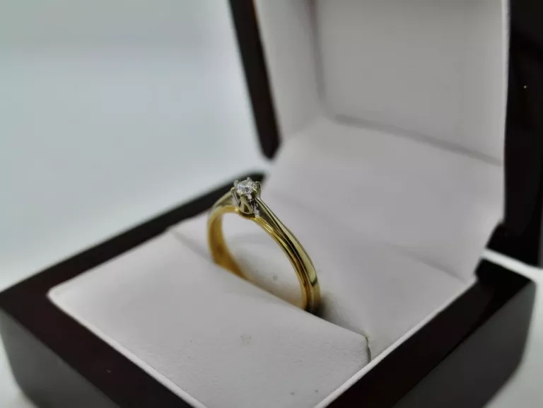 olsniewajacy-zloty-pierscionek-z-brylantem-585-r17-stan-11323-2