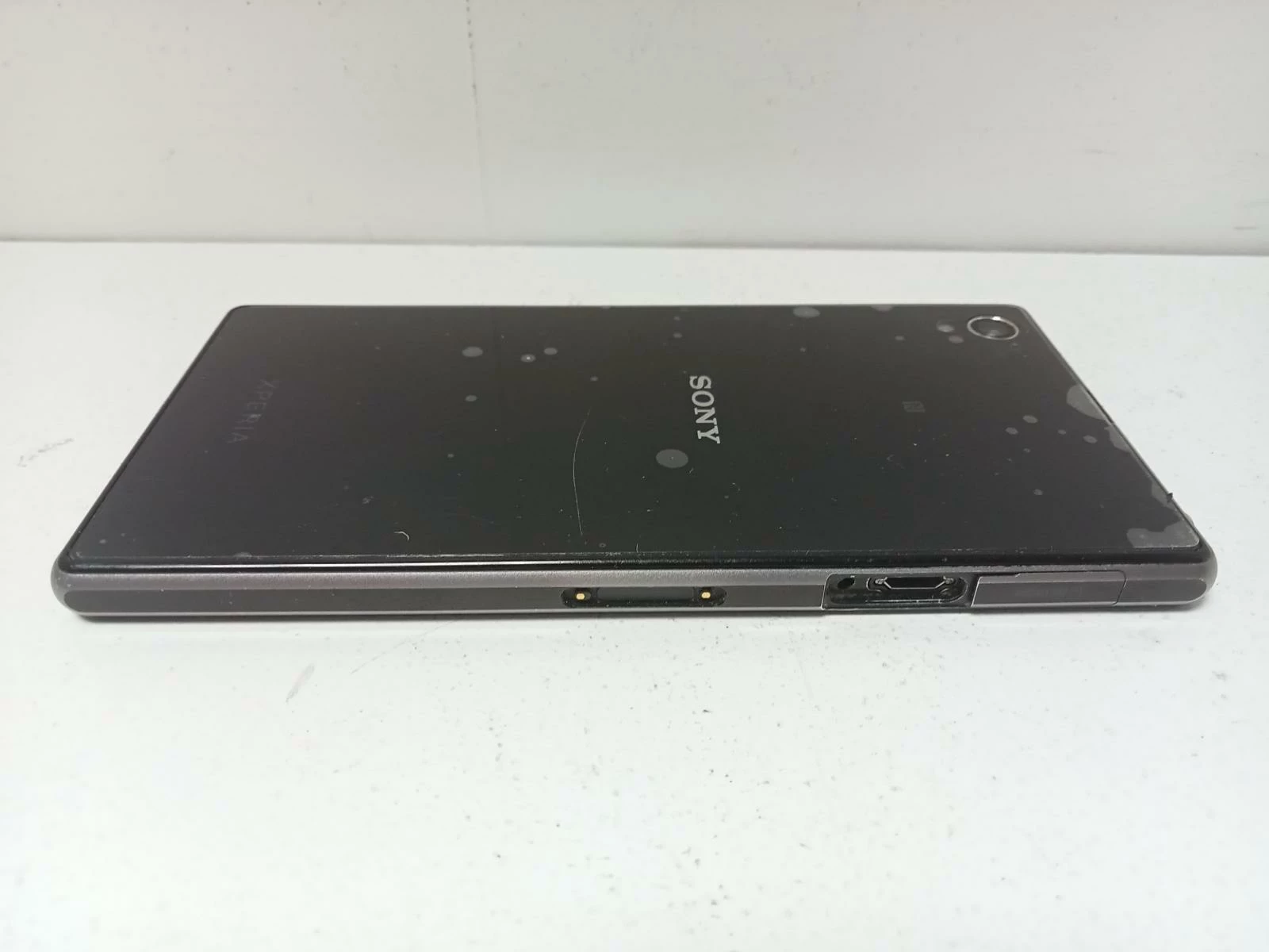 telefon-sony-xperia-z1-kolor-czarny