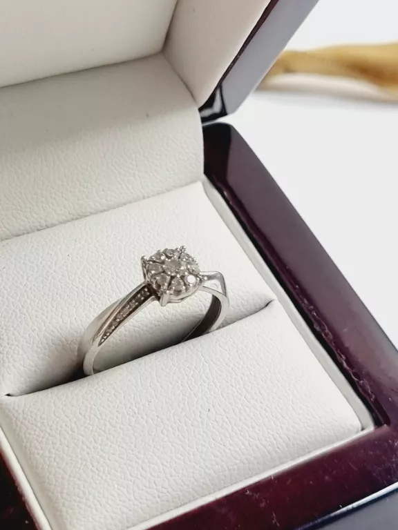 w-kruk-pierscionek-z-diamentami-w-206-585-pulawska-26-warszawa