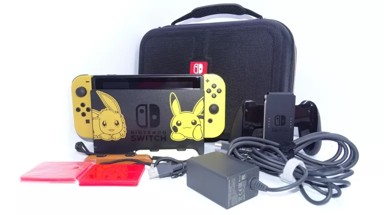NINTENDO SWITCH WERSJA POKÉMON: LET'S GO PIKACHU!