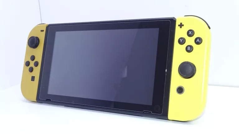 NINTENDO SWITCH WERSJA POKÉMON: LET'S GO PIKACHU!