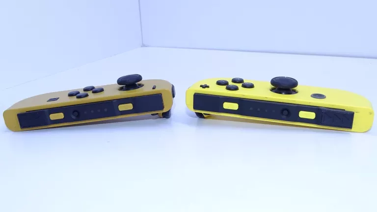 NINTENDO SWITCH WERSJA POKÉMON: LET'S GO PIKACHU!