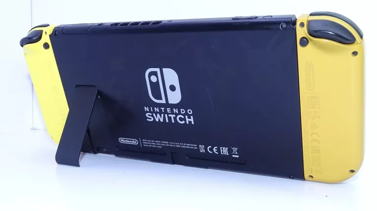 NINTENDO SWITCH WERSJA POKÉMON: LET'S GO PIKACHU!