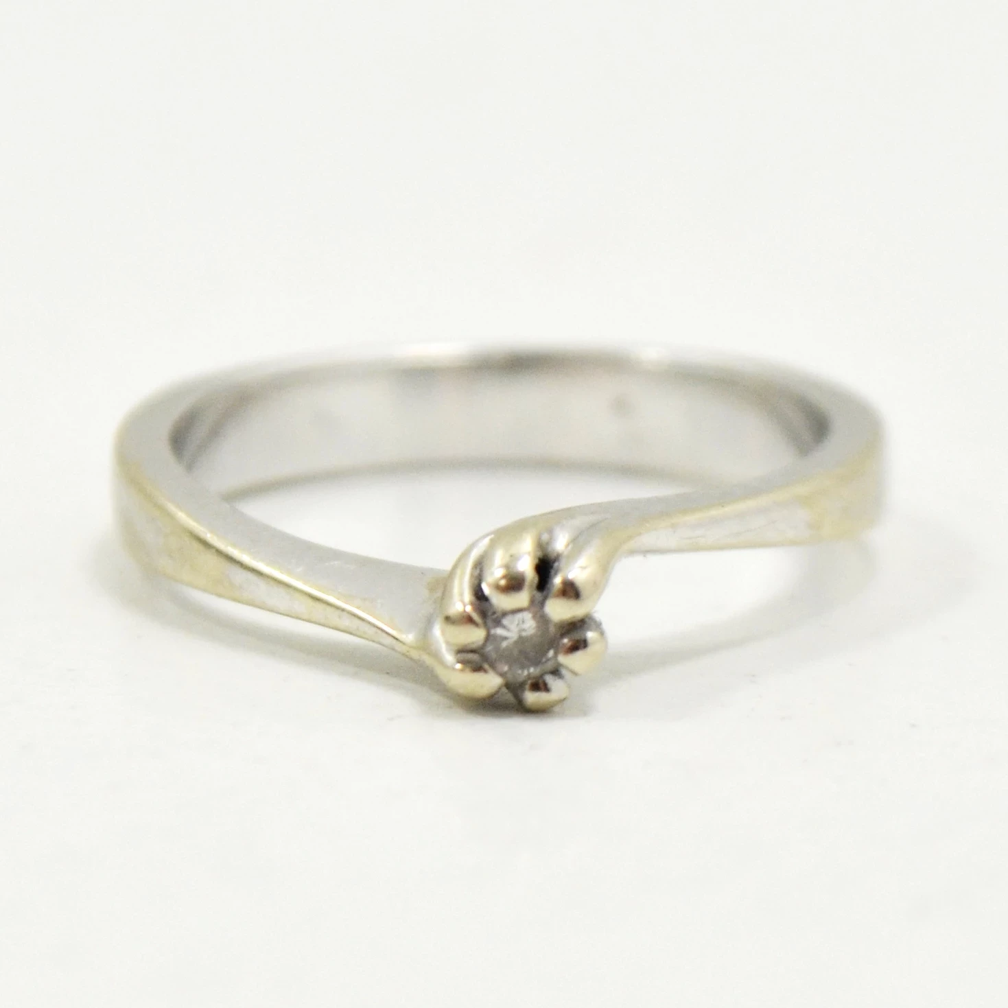 zloty-pierscionek-585-278-g-r-11-003ct-diament-material-15835-2