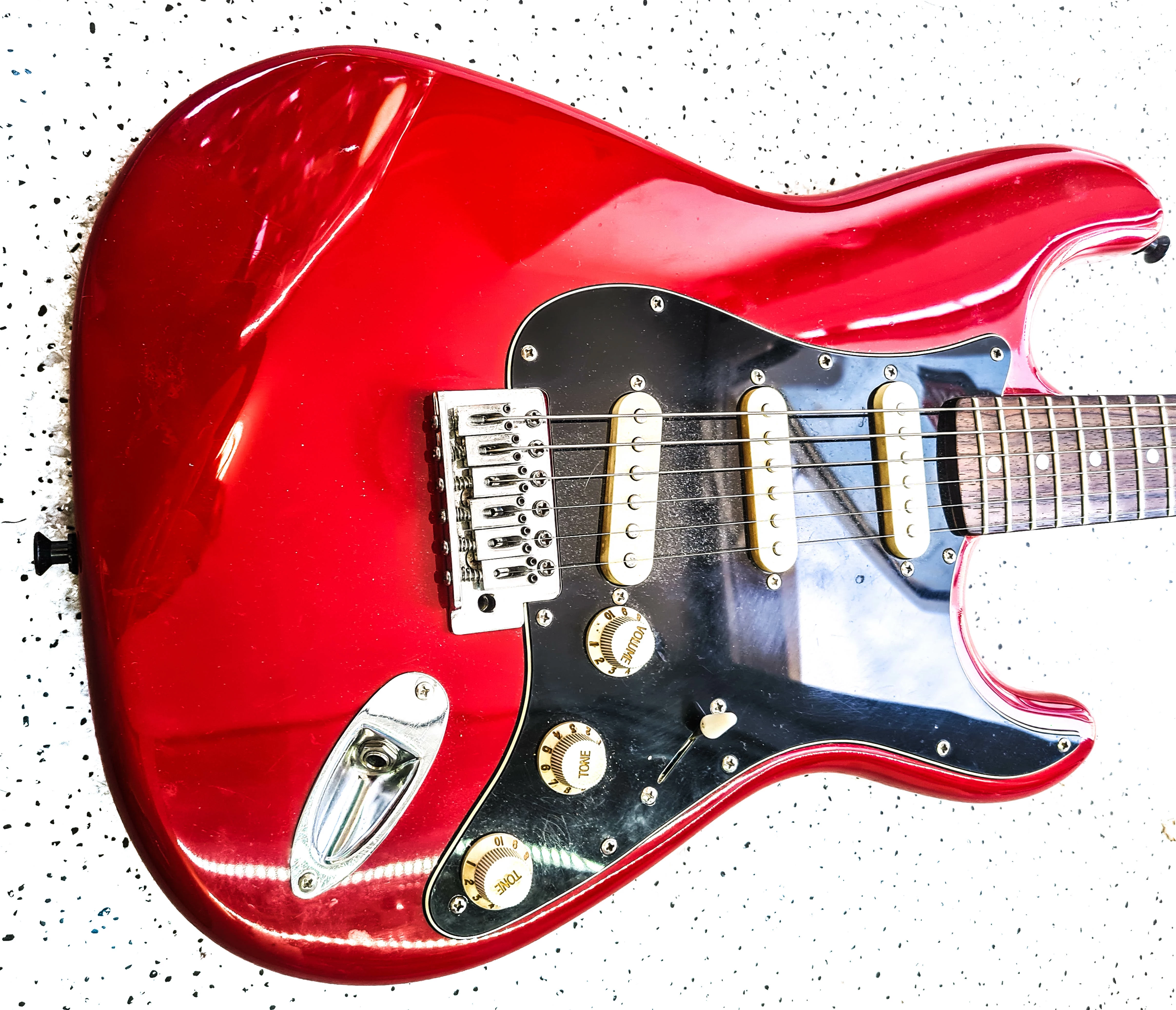 gitara-fender-stratocaster-kod-producenta-fender-stratcoaster