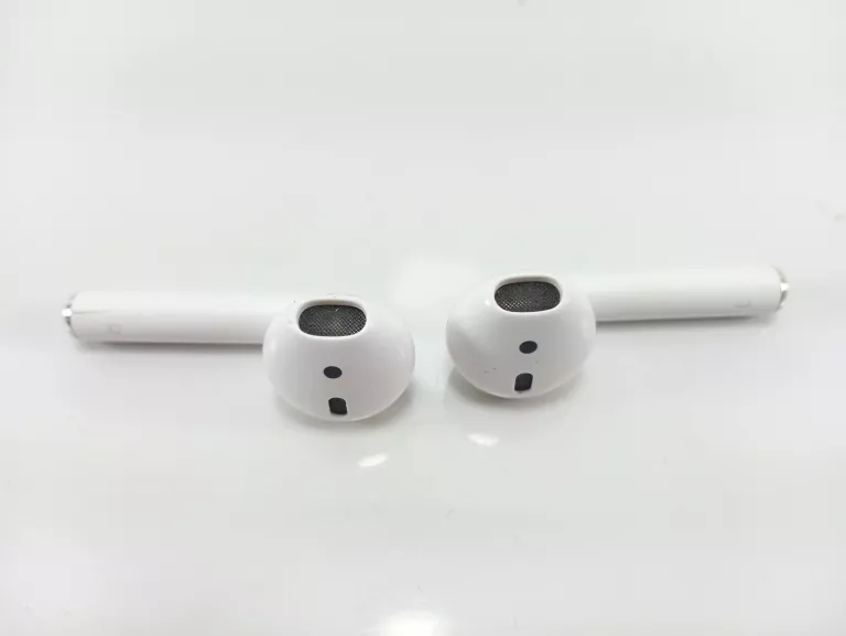 sluchawki-apple-airpods-emc-2862-ean-753326792639