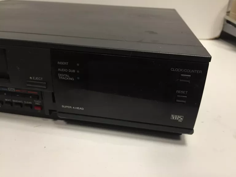 MAGNETOWID VHS PANASONIC NV-L25EE + KABLE + PILOT