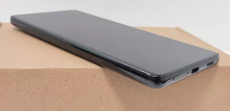 telefon-samsung-galaxy-s21-ultra-5g-16512gb-wbudowana-pamiec-512-gb