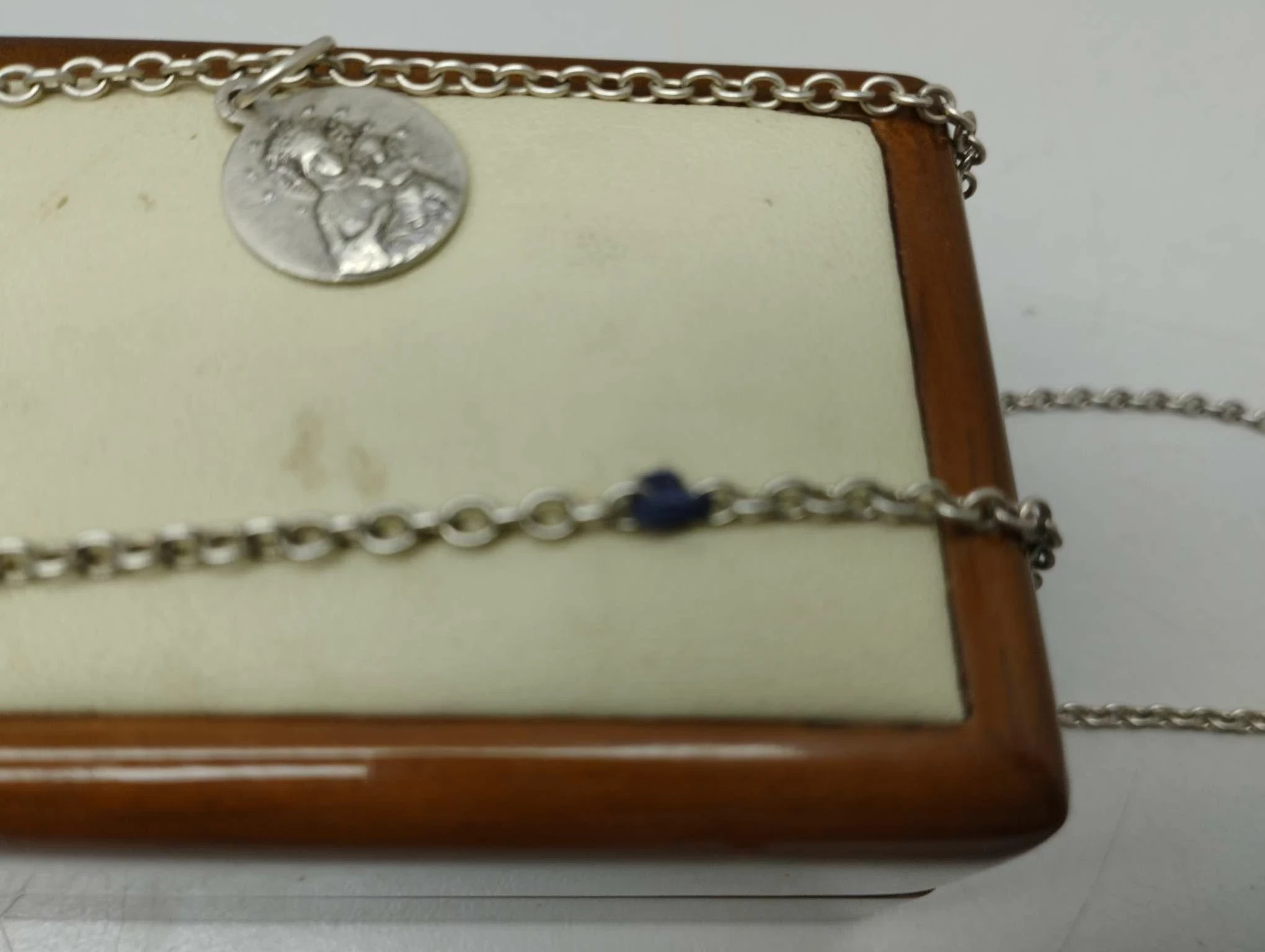 srebrny-lancuszek-z-zawieszka-925853-material-15835-4