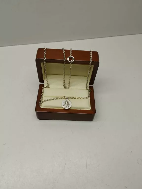 srebrny-lancuszek-z-zawieszka-925853-3-maja-9-lipno