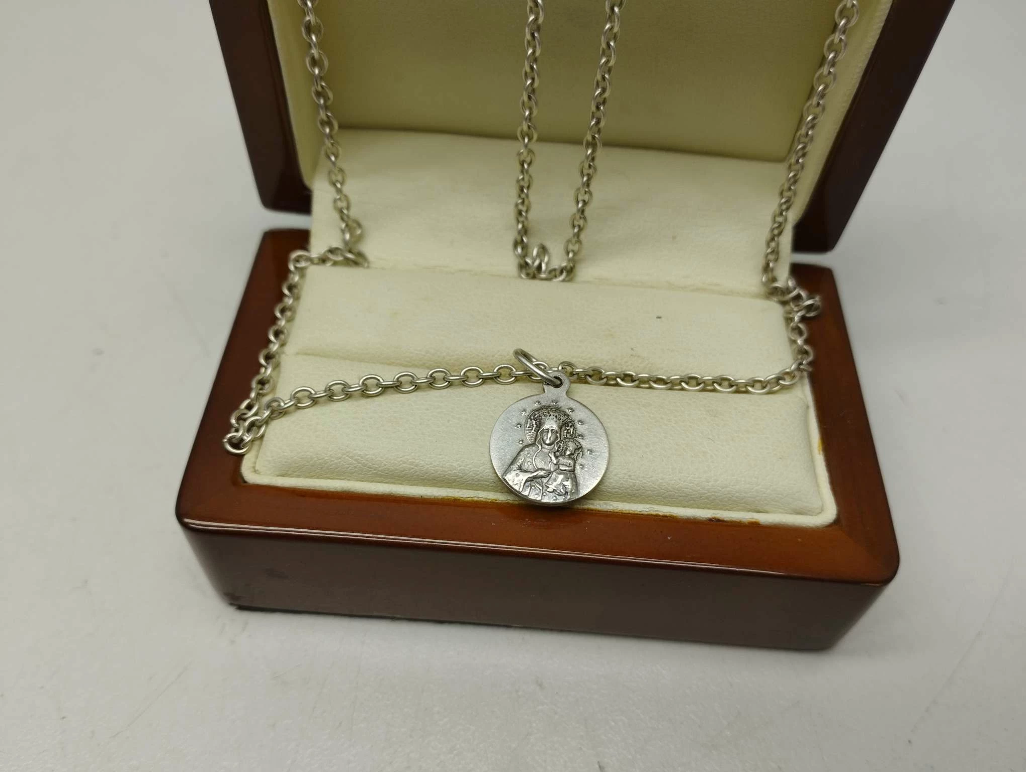 srebrny-lancuszek-z-zawieszka-925853-ean-gtin-5905868202113