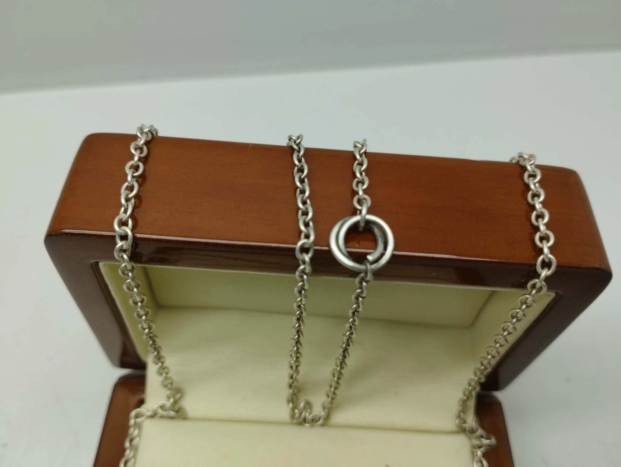 srebrny-lancuszek-z-zawieszka-925853-marka-inna-marka