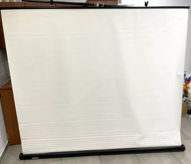 TŁO BIAŁE DO RZUTNIKA PRZENOŚNE 165CMX200CM