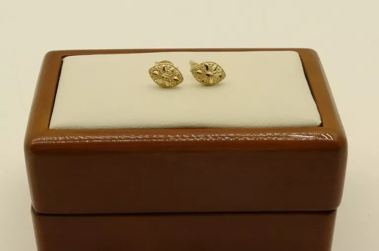wyjatkowe-zlote-kolczyki-585-085g-stan-nowy