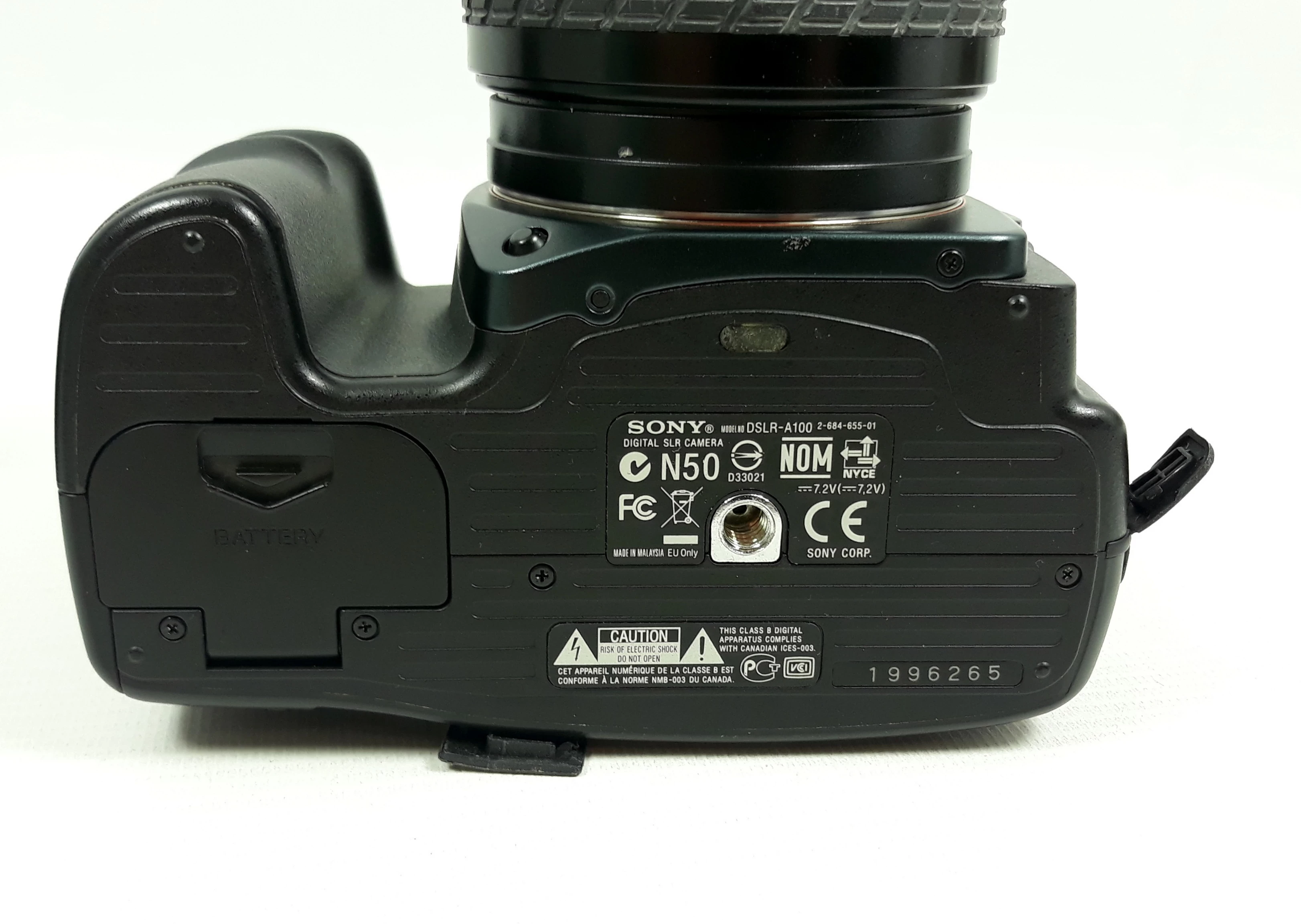 aparat-sony-dslr-a100-obiektyw-grip-kod-producenta-dslr-a100