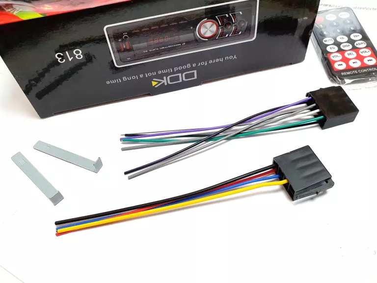 RADIO SAMOCHODOWE MP3, AUX, USB