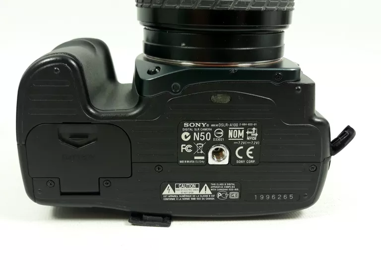 aparat-sony-dslr-a100-obiektyw-grip-kod-producenta-dslr-a100