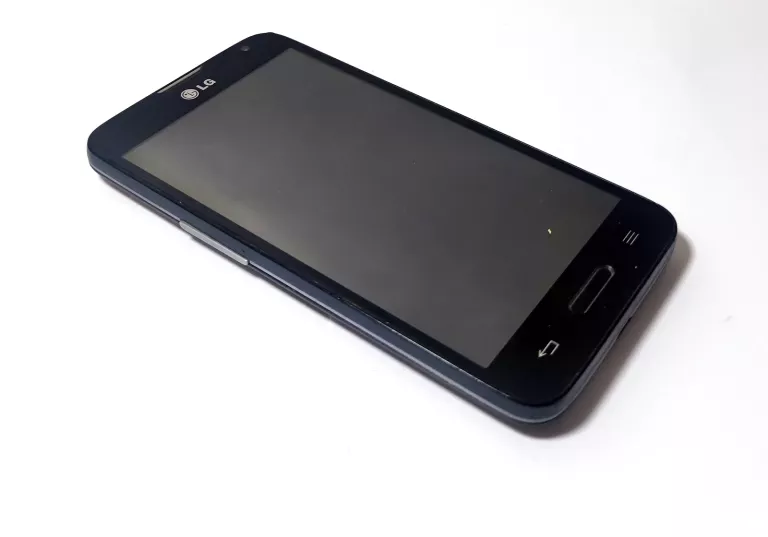 TELEFON LG -D320 OPIS