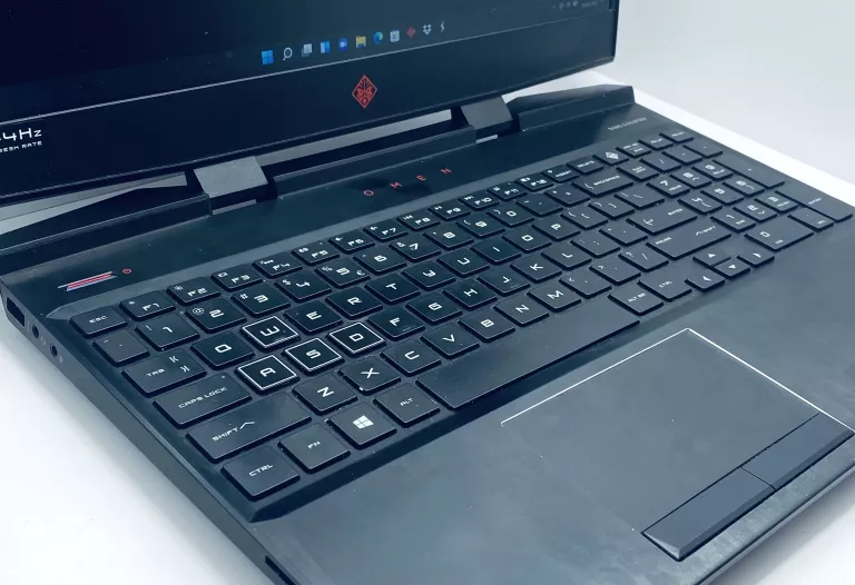 laptop-hp-omen-15-dc1065nw-liczba-rdzeni-procesora-4