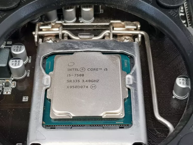 PROCESOR INTEL I5-7500 SR335 3.40GHZ GA-H110M-DS2