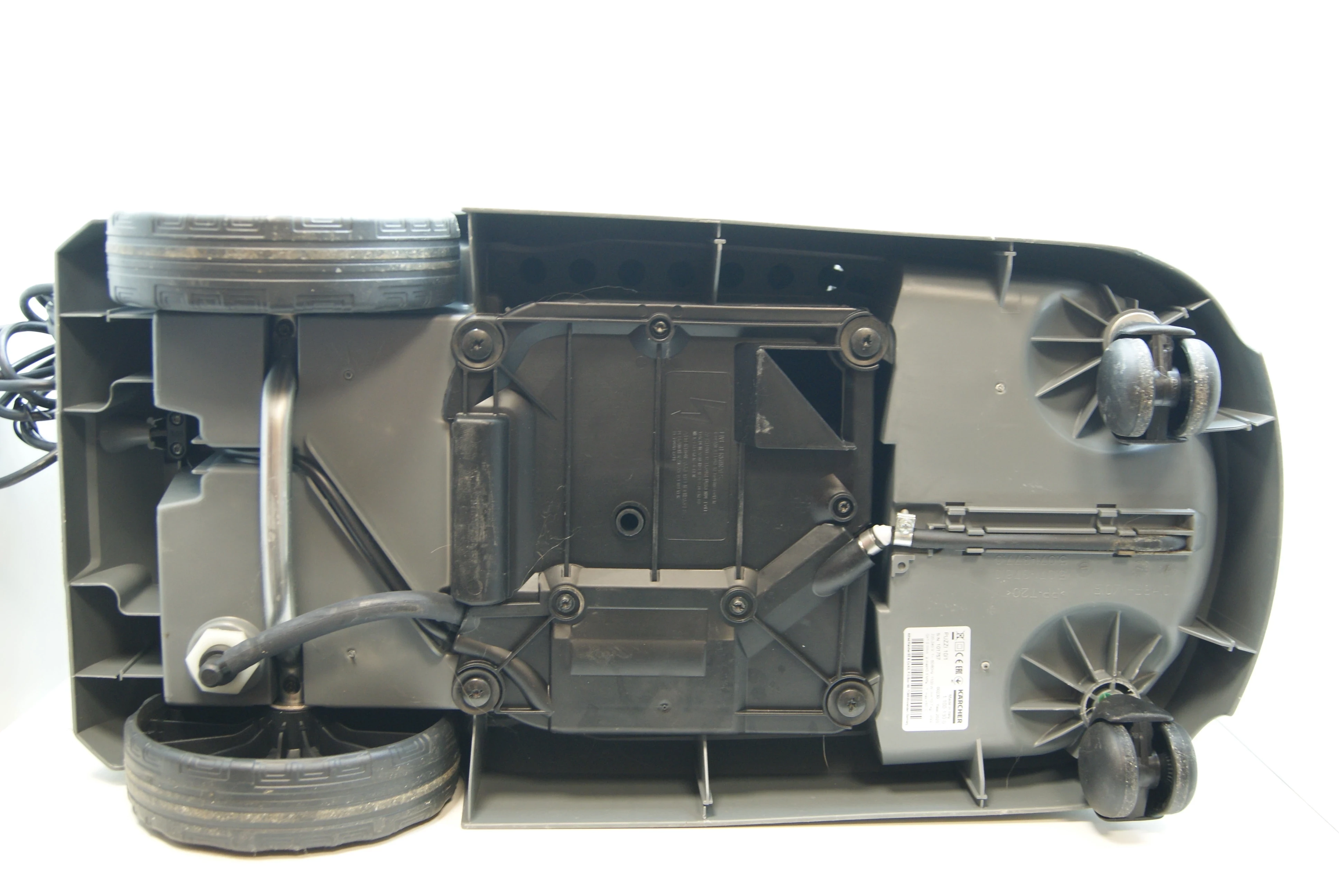 odkurzacz-pioracy-karcher-puzzi-101-kolor-dominujacy-srebrnyszary