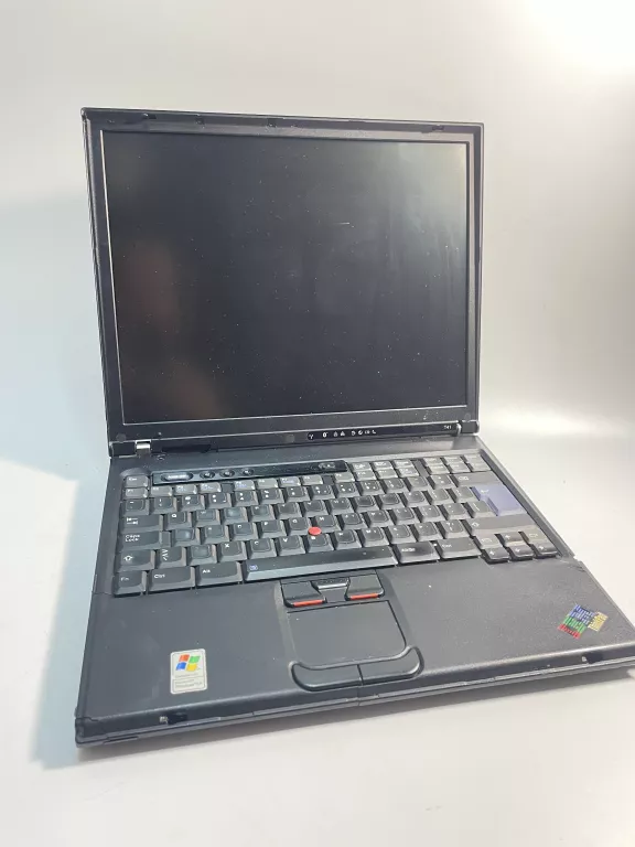 LAPTOP IBM 2373 / CZARNA TORBA