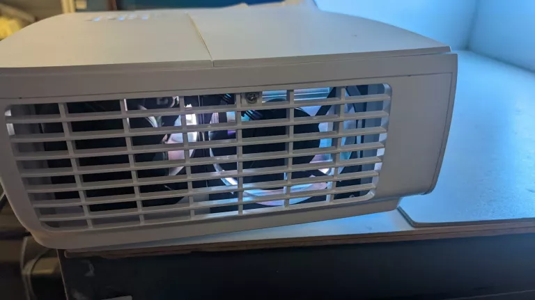 PROJEKTOR OPTOMA EH470 FULL HD PRZEBIEG 0 GODZIN