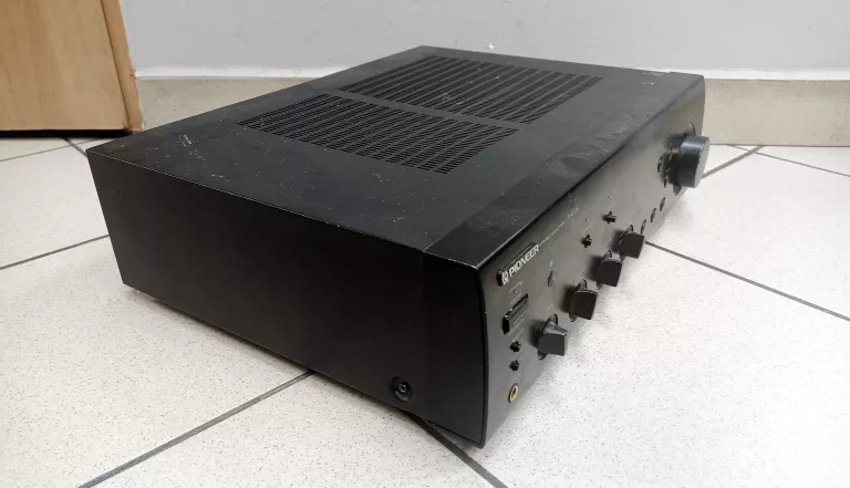 wzmacniacz-pioneer-a-402r-liczba-kanalow-1