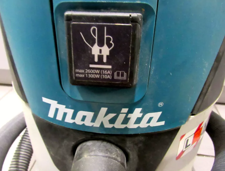 odkurzacz-przemyslowy-makita-vc2512l-product-id