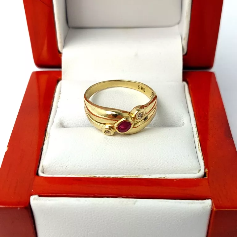 zloty-pierscionek-z-rubinem-294g-kamien-diament