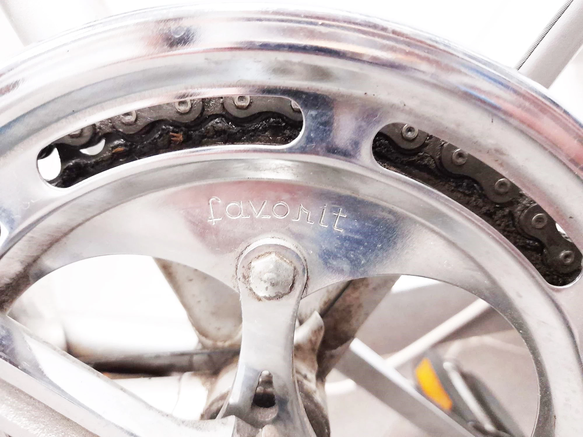 rower-favorit-28-rozmiar-ramy-brak-informacji