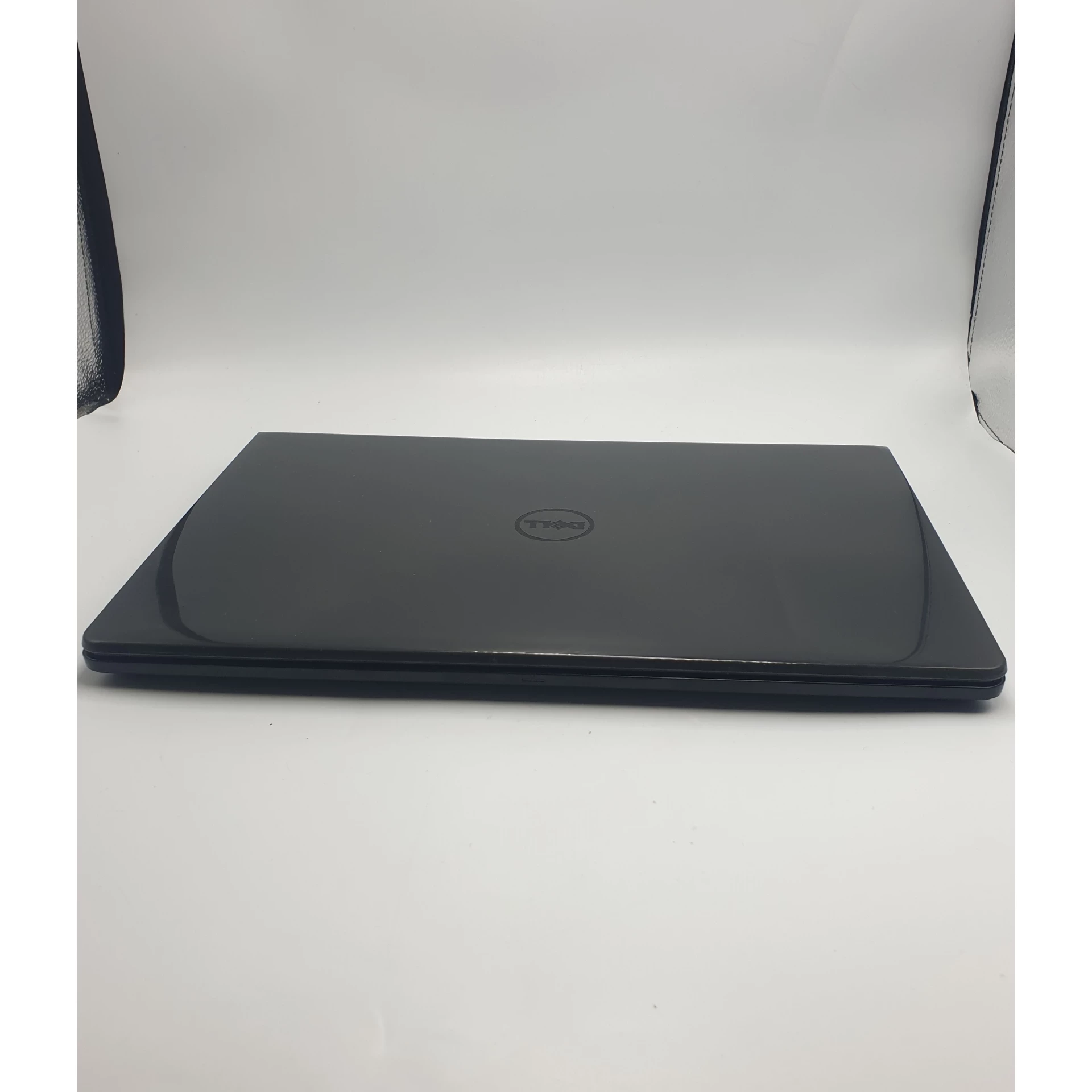 dell-inspiron-15-3000-8256gb-i7-156-polecam-przekatna-ekranu-156