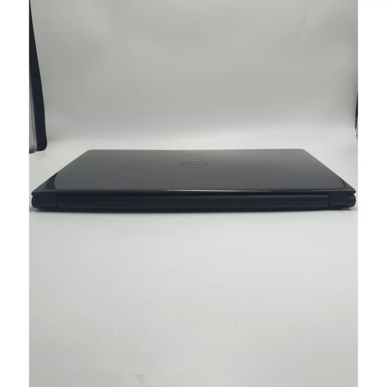 DELL INSPIRON 15 3000 8/256GB I7 15,6'' POLECAM