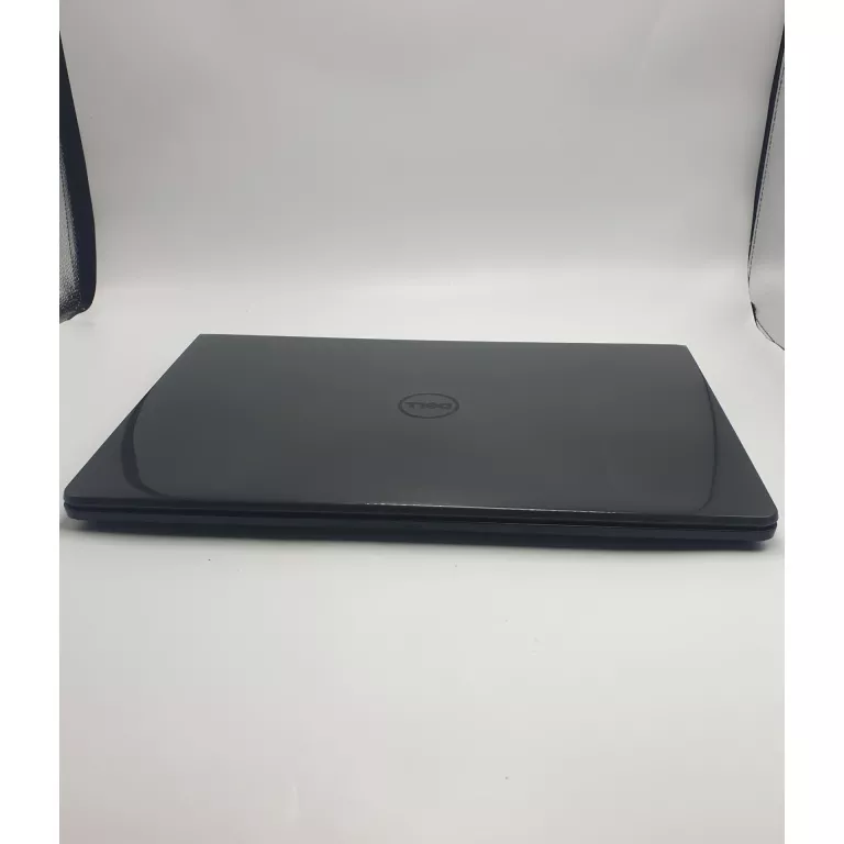 DELL INSPIRON 15 3000 8/256GB I7 15,6'' POLECAM