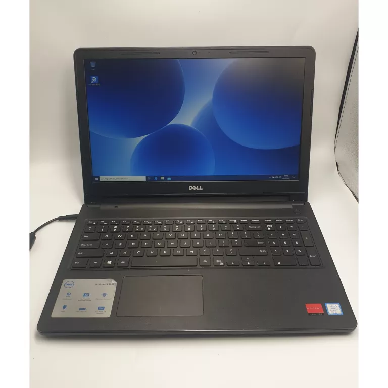 DELL INSPIRON 15 3000 8/256GB I7 15,6'' POLECAM