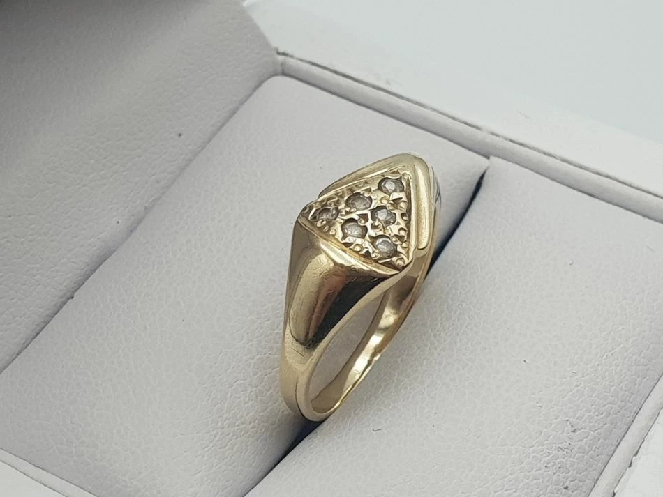 zloty-pierscionek-z-cyrkoniami-585-374g-r17-waga-374