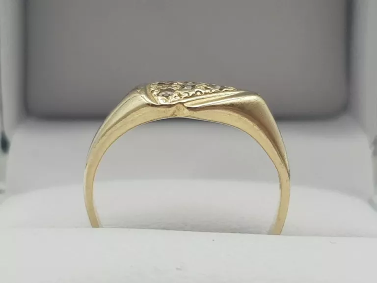 zloty-pierscionek-z-cyrkoniami-585-374g-r17-material-15835-2