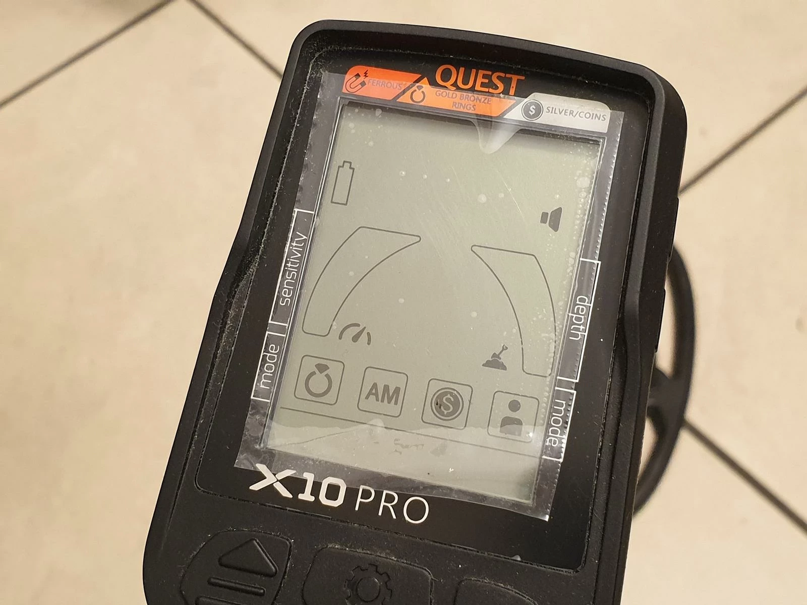 wykrywacz-metali-quest-x10-pro-gwarancja-marka-quest