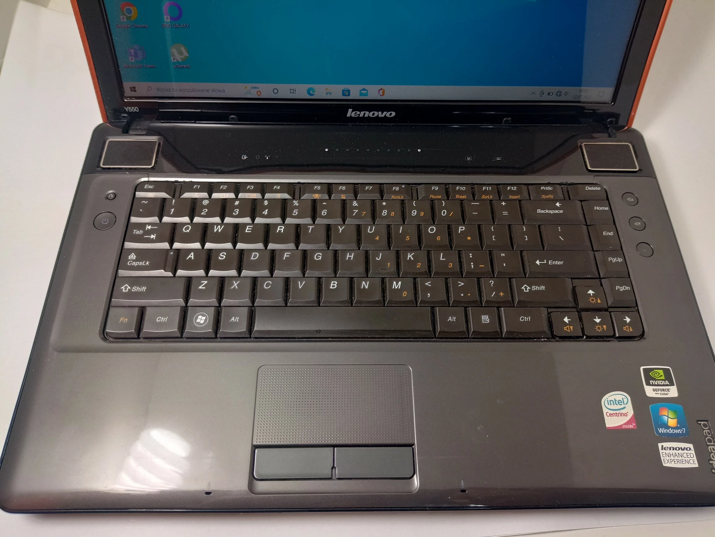 laptop-lenovo-y550-6gb320gb-stan-uzywany