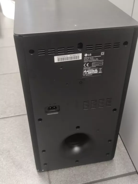 SOUNDBAR LG SL8Y DOLBY ATMOS