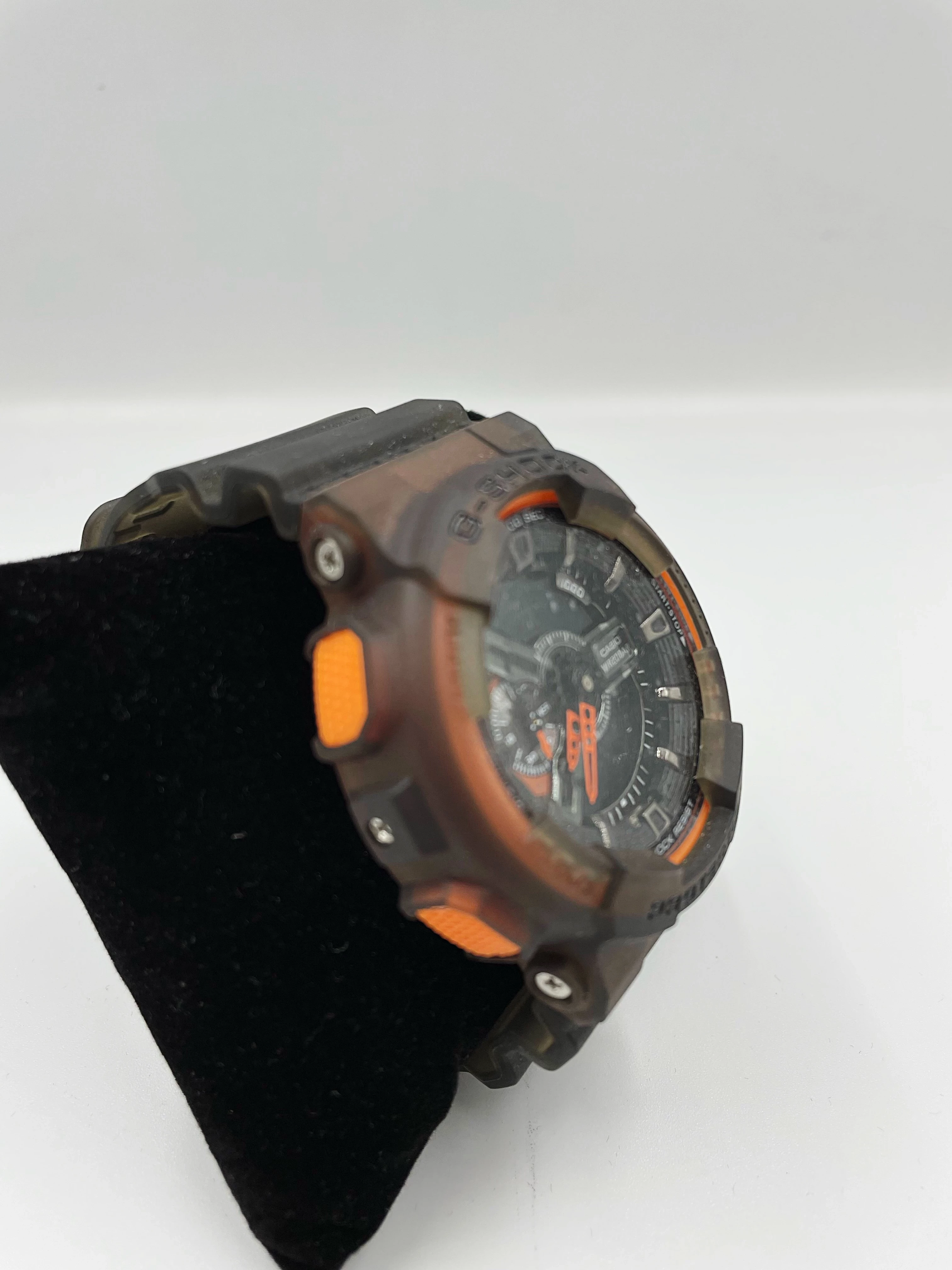 zegarek-casio-g-shock-ga-110gb-mechanizm-kwarcowy