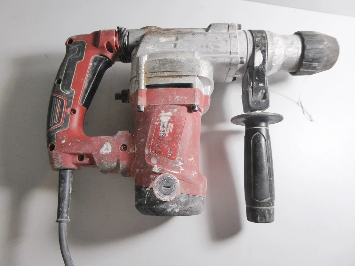 mlotowiertarka-b1-w-walizce-marka-b1