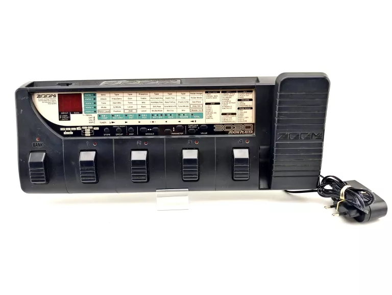 MULTIEFEKT GITAROWY ZOOM PLAYER 3030