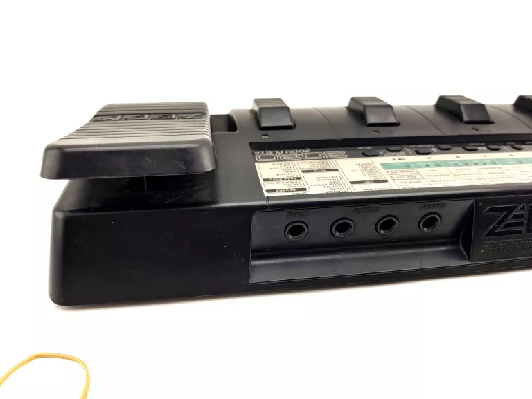 MULTIEFEKT GITAROWY ZOOM PLAYER 3030