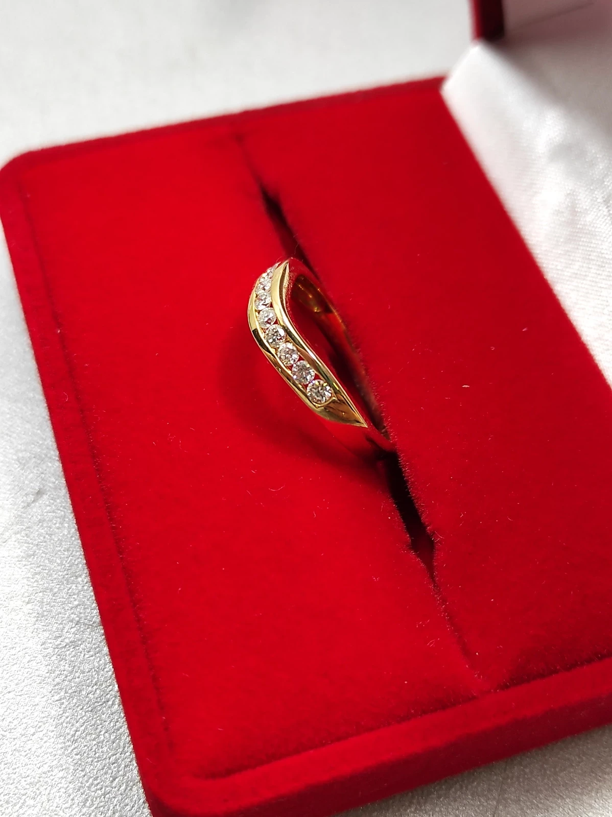 zloty-pierscionek-z-brylantami-750-pr-stan-11323-2