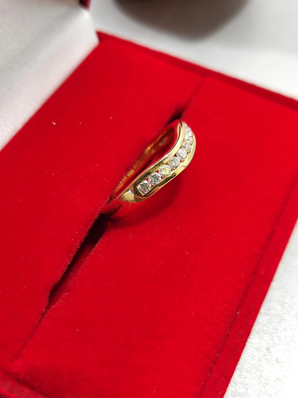 zloty-pierscionek-z-brylantami-750-pr-ean-gtin-5903772053388