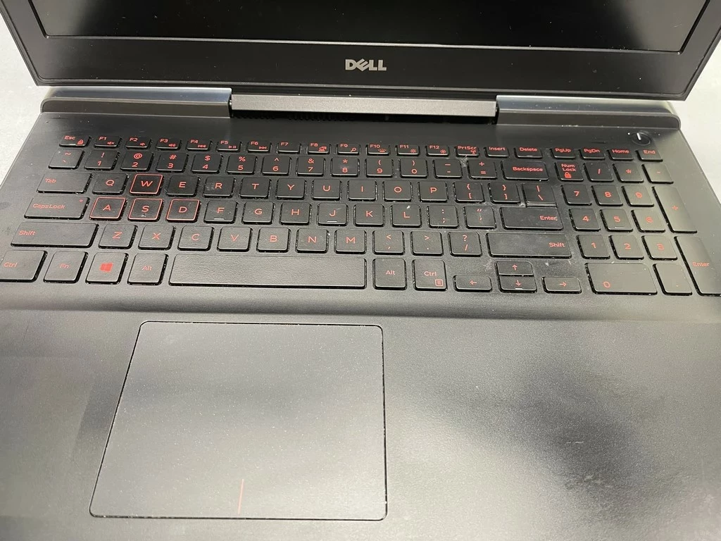 laptop-dell-inspiron-p65f-stan-uzywany