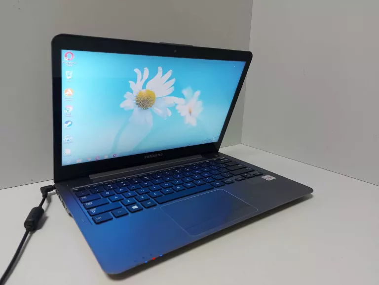 laptop-samsung-np535u3c-hybrid-amd-a6-4455m-opis-model-535u