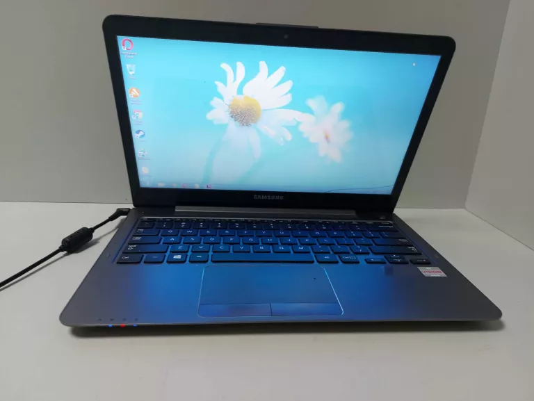 laptop-samsung-np535u3c-hybrid-amd-a6-4455m-opis-rodzaj-karty-graficznej-grafika-zintegrowana